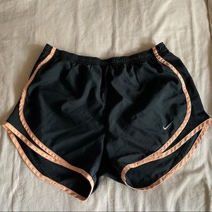 NIKE RUNNING SHORTS